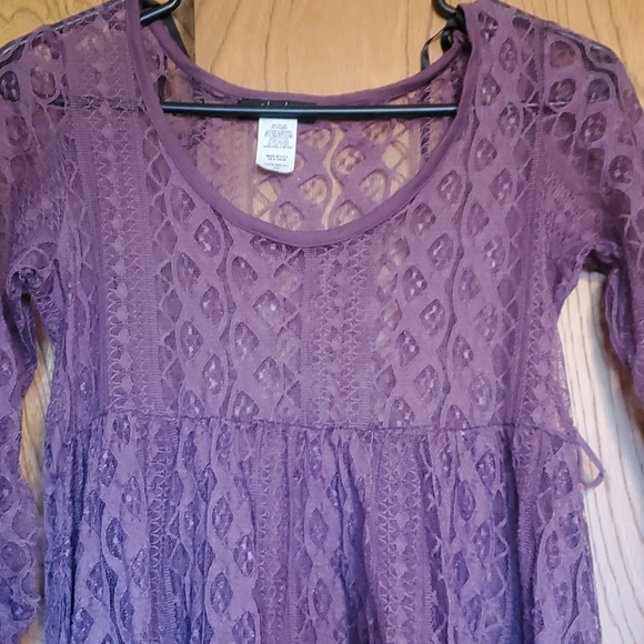 Blouse - Picture 2 of 2